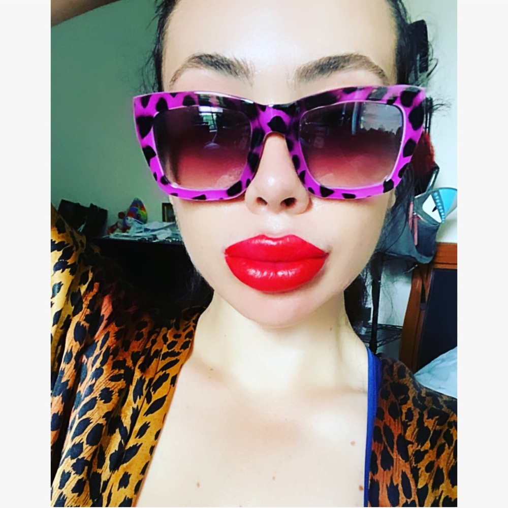 Pretty cheetah print sunglasses